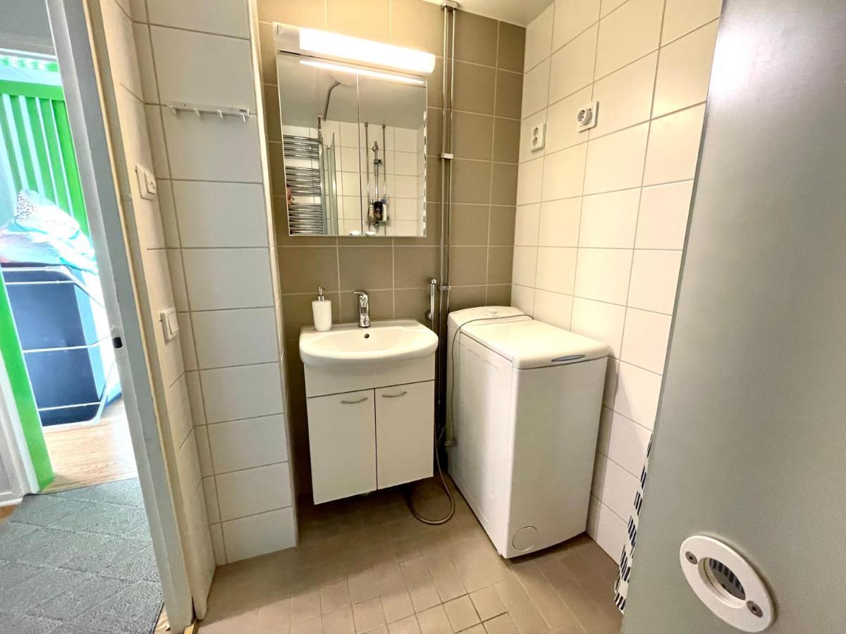 Kiva Majoitus 1-4Hloe, 500M Keskustaan, Parkkipaikka Apartment Oulu Bagian luar foto